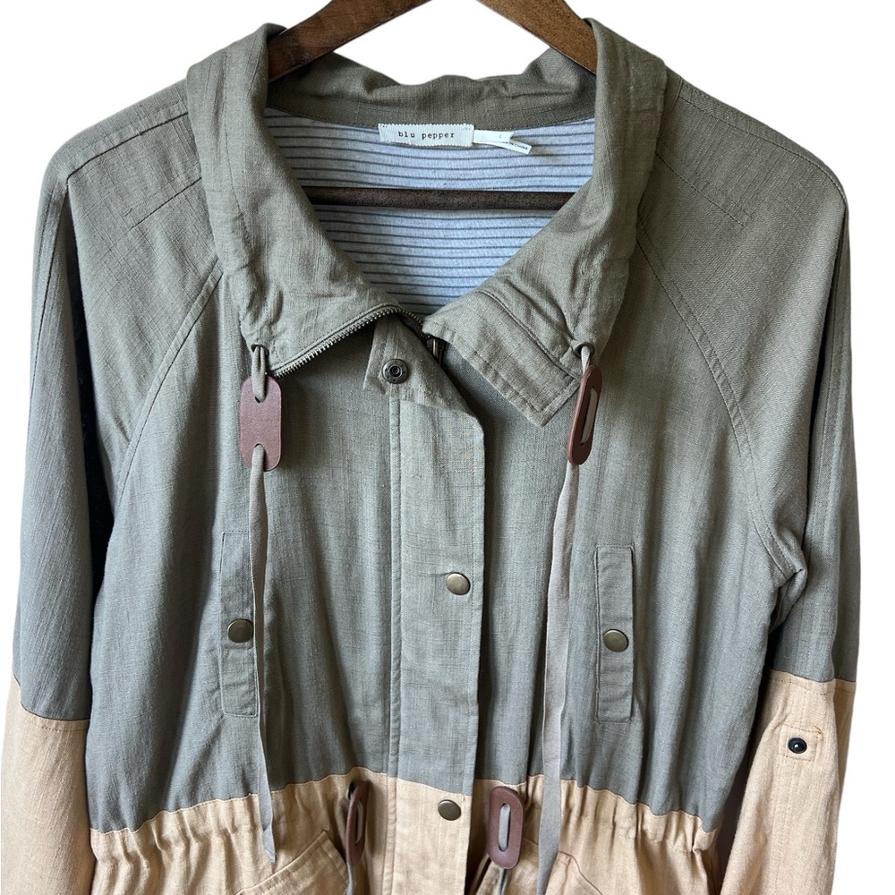 Blu Pepper Colorblock Jacket - Picture 3 of 9